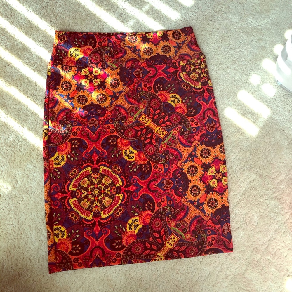 Lularoe pull-on skirt